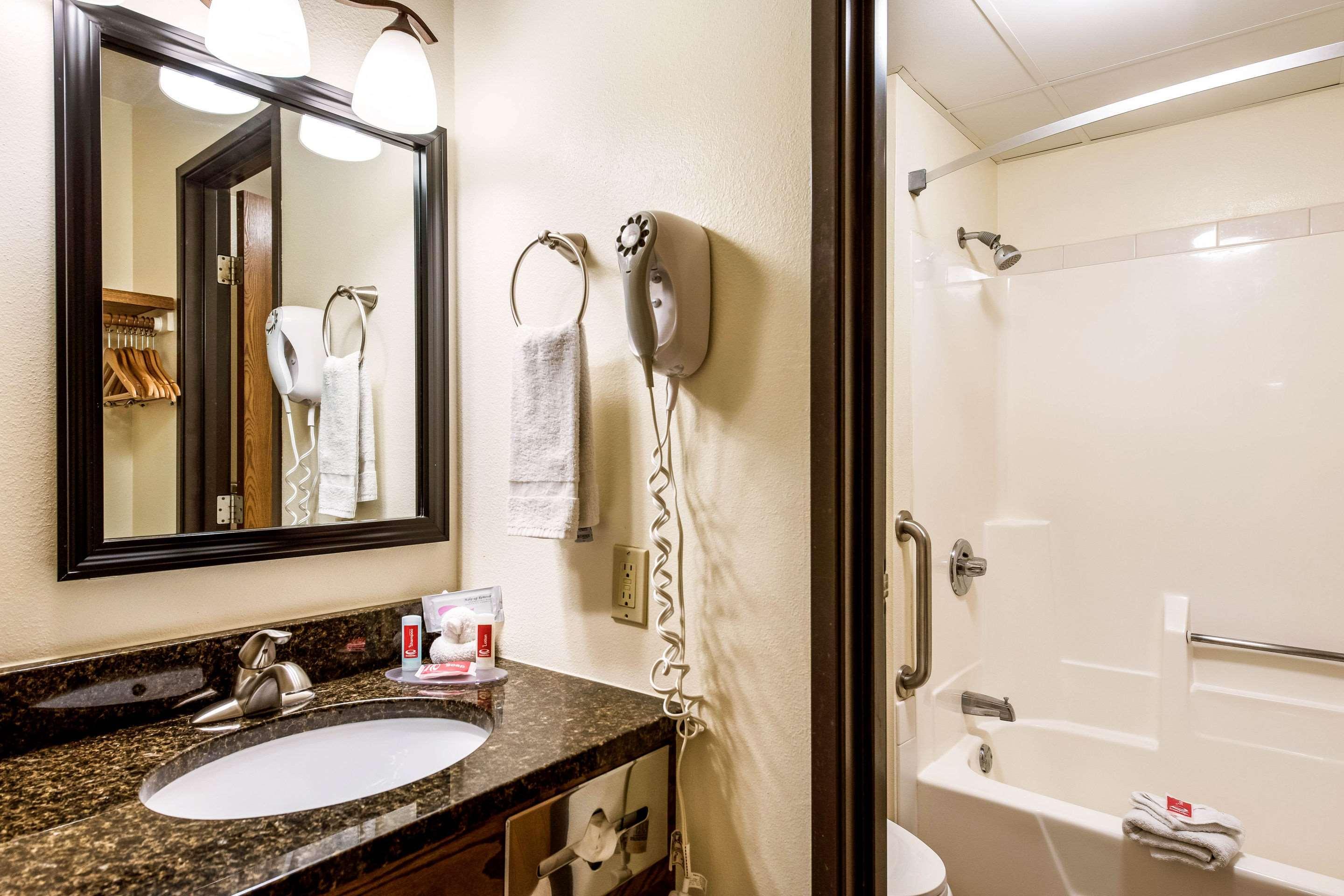 Econo Lodge Mayo Clinic Area Rochester Zewnętrze zdjęcie