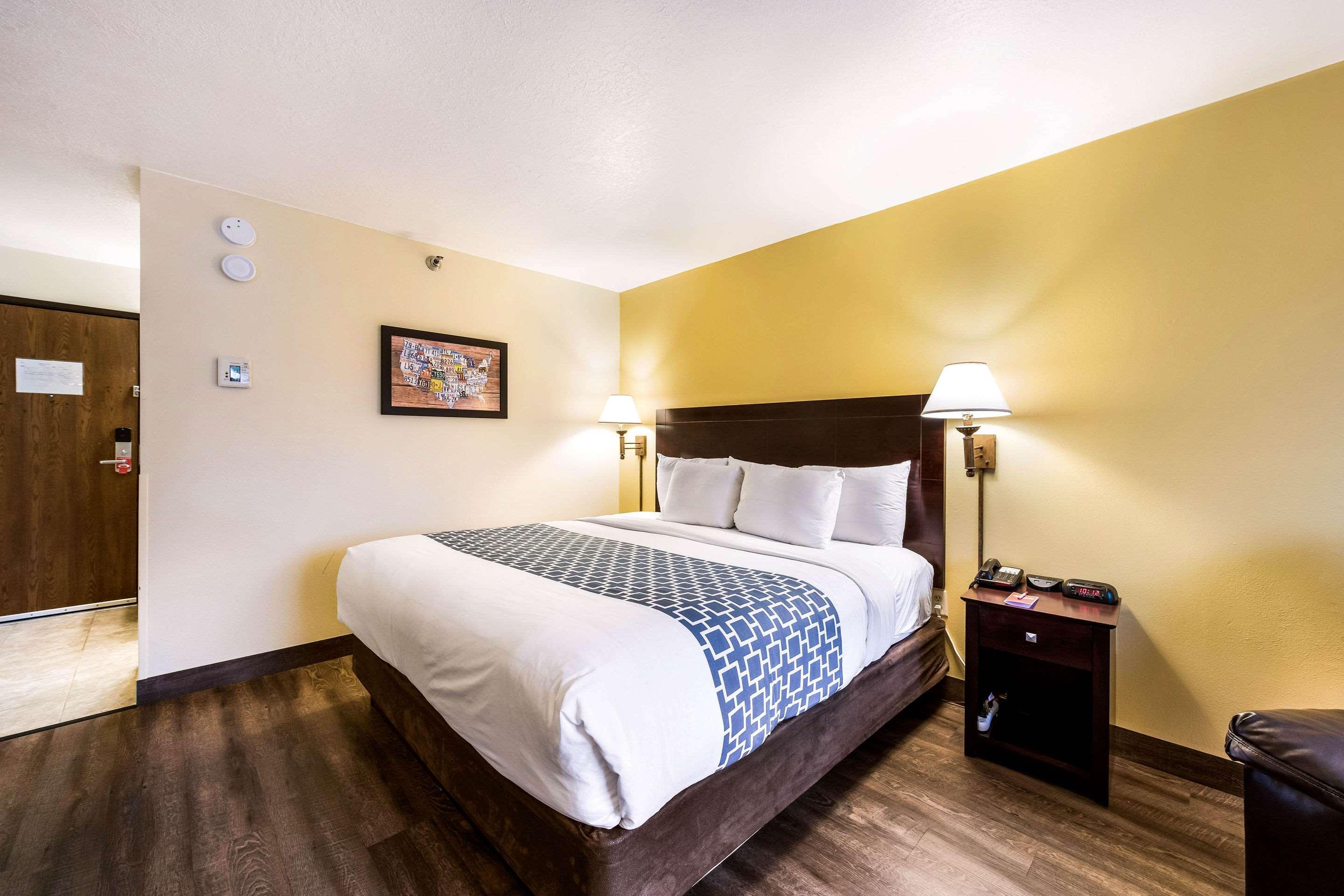 Econo Lodge Mayo Clinic Area Rochester Zewnętrze zdjęcie