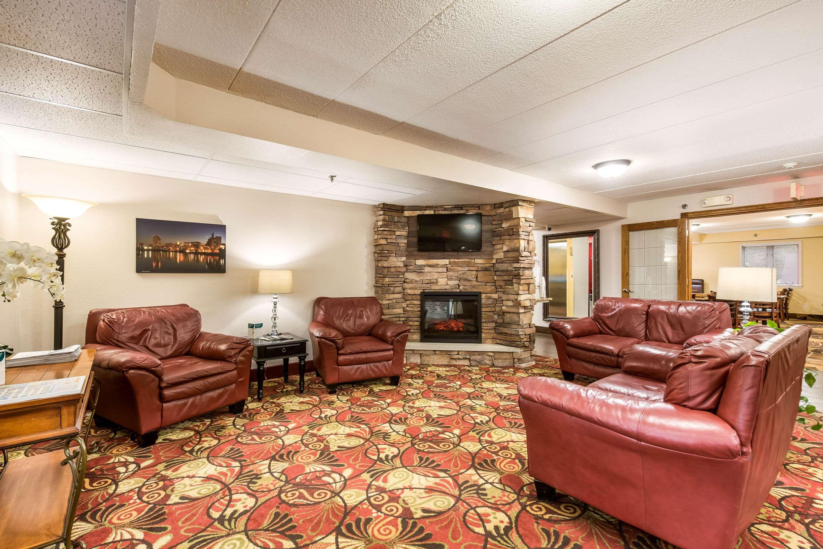 Econo Lodge Mayo Clinic Area Rochester Zewnętrze zdjęcie