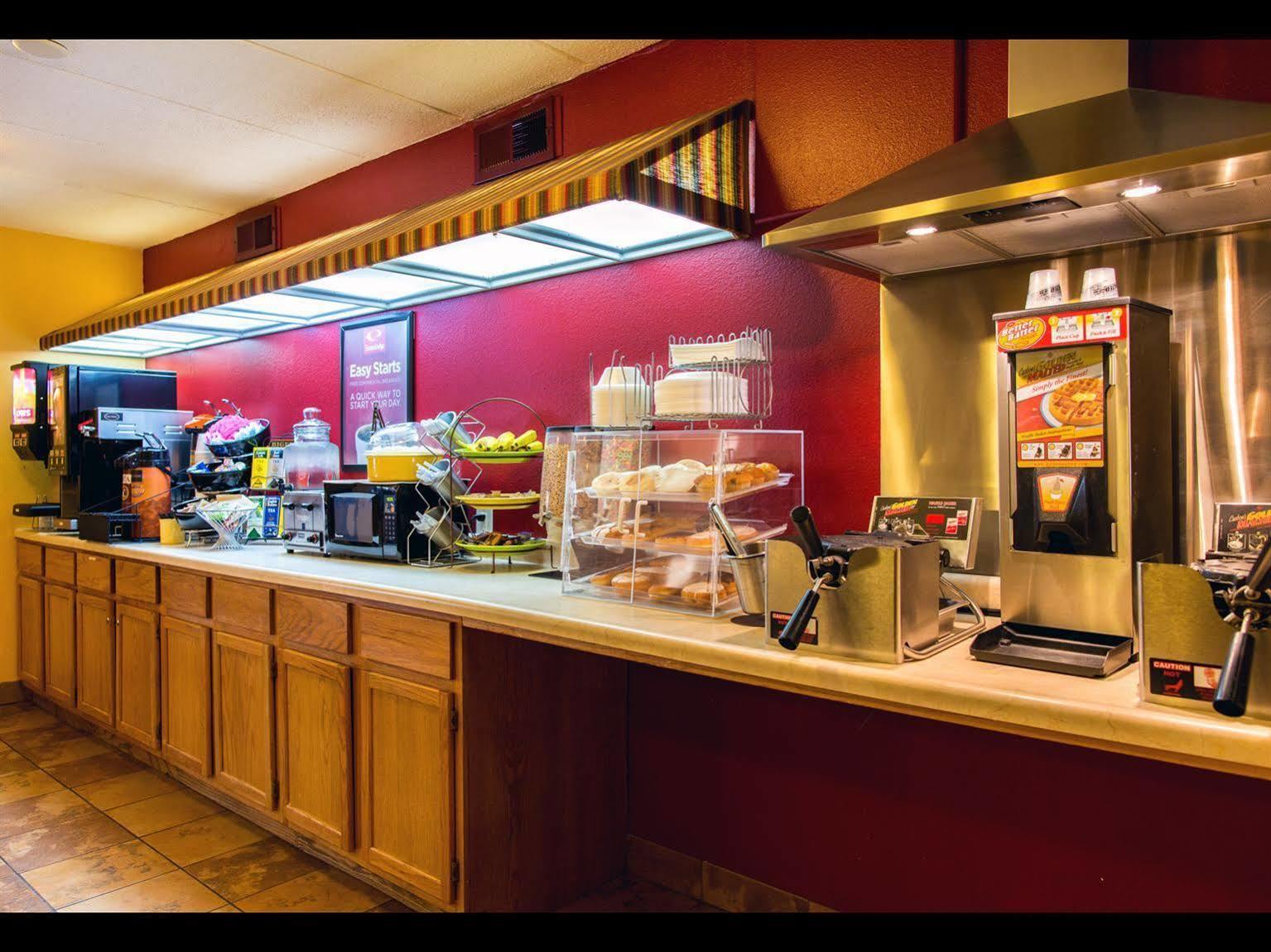 Econo Lodge Mayo Clinic Area Rochester Zewnętrze zdjęcie